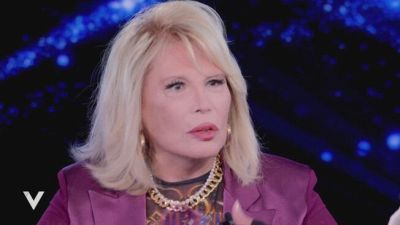 Amanda Lear e l'amore per l'Italia
