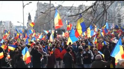 Protesta contro l'annullamento delle presidenziali in Romania