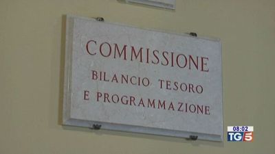 Maratona notturna per approvare la manovra