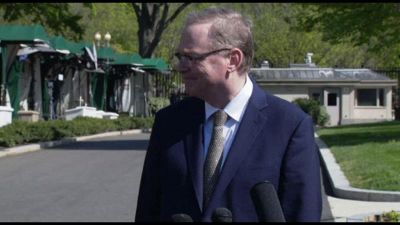 L'amministrazione Trump studia se licenziare il capo della Fed Powell