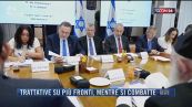 Breaking News delle 21.30 | Trattative su più fronti, mentre si combatte