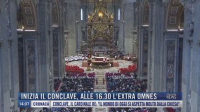 Breaking News delle 14.00 | Inizia il Conclave, alle 16.30 l'Extra Omnes