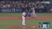 Dodgers-Yankees: palla in tribuna e...