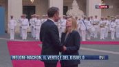 Breaking News delle 21.30 | Meloni-Macron, il vertice del disgelo
