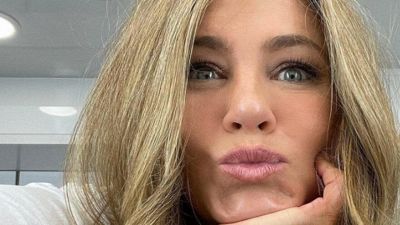Nudi e felici, Jennifer Aniston cambia vita (e diventa naturista)