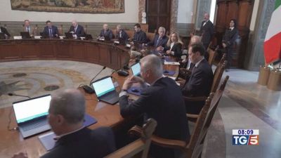 Meloni andrà da Trump Dimezzate stime del Pil