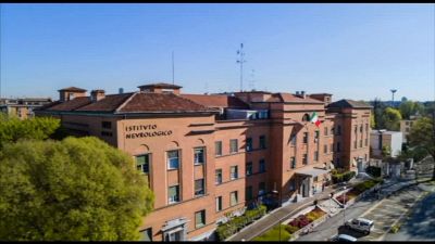 Al Besta primo intervento craniale al mondo con Stealth AXiS
