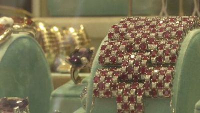Festività, per il lusso non c'è crisi