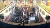 Folla a Belgrado per i funerali criminale di guerra Ratko Mladic