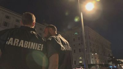 Droni e nuclei mobili in azione, blitz "anti-maranza" a Roma