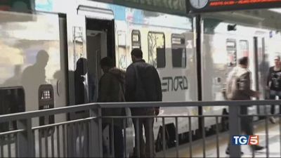 Treni, tram, e bus: "Più risorse e sostenibilità"