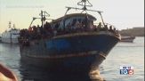 Allarme Mediterraneo dispersi 180 migranti