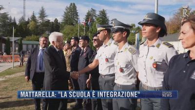 Breaking News delle 21.30 | Mattarella: "La scuola è integrazione"