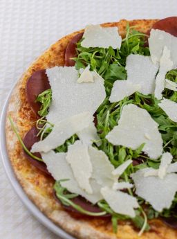 PIZZERIA IL PIACERE Pizza Valtellina