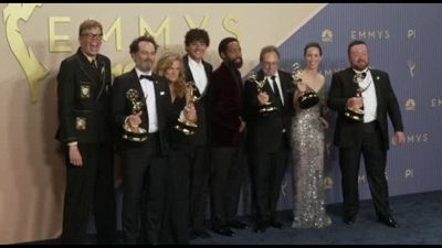 Emmy Awards 2026 trionfano "Widow's Bay" e "The Pitt"