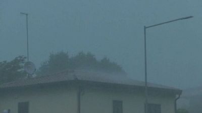Nubifragi e grandinate, ondata di maltempo sull'Italia
