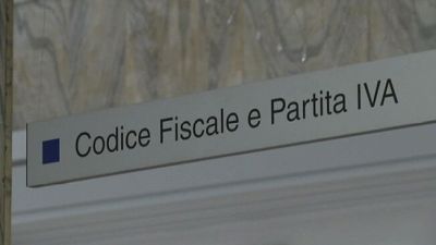Ad aprile la partita iva per escort e prostitute