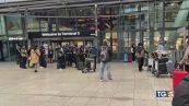 Incendio a Heathrow, traffico aereo in tilt