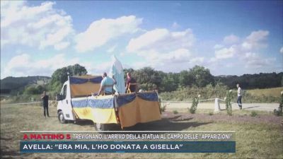 Trevignano, l'arrivo della statua al campo delle "apparizioni"