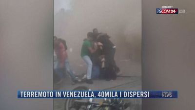 Breaking News delle 21.30 | Terremoto in Venezuela, 40mila i dispersi