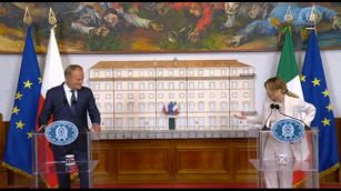 Meloni a Tusk: Italia e Polonia unite da radici profonde