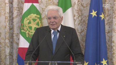 Mattarella agli atleti degli sport invernali: "Grazie per i successi.