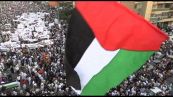 Migliaia di persone manifestano al Cairo in solidarietà con Gaza