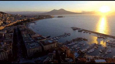 "Investire sui giovani", così Napoli sarà volano del Mediterraneo