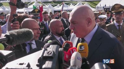"Le forze armate presidio di libertà"