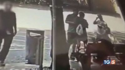 Clochard morto brutale aggressione