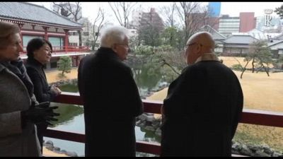 Mattarella in visita al tempio buddista Senso-ji di Tokyo