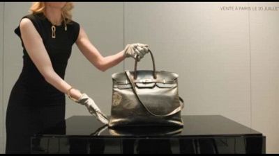 All'asta a Parigi la prima borsa Birkin di Hermès (senza una stima)