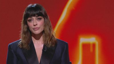 Valentina Lodovini pazza di un collega (che non la considera): chi è lui