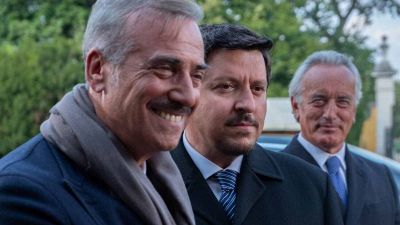 Natale a 5 stelle, tutto sul film con Massimo Ghini