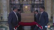 Gli emarginati e i poveri accolgono Papa Francesco a Santa Maria Maggiore
