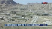 Breaking News delle 21.30 | Colpita base a Isfahan, Teheran minimizza