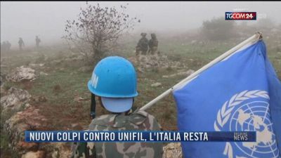 Breaking News delle 21.30 | Nuovi colpi contro Unifil, l'Italia resta