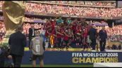 Mondiali, Trump consegna la coppa alla Spagna
