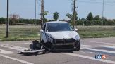 Uccisa da un'auto, caccia a 4 giovani