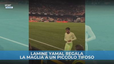Lamine Yamal fenomeno in campo e fuori: il regalo al piccolo tifoso