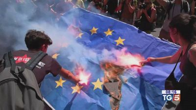 Roma, in migliaia alle manifestazioni