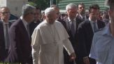Attesa e preghiere al policlinico Gemelli per l'intervento del Papa