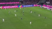 Colonia-Werder, la protesta è con le... macchinine