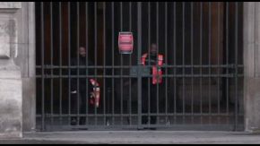 Proteste contro il carovita in Francia, il Louvre resta chiuso