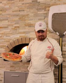 Pizzeria Manuno foto web 3