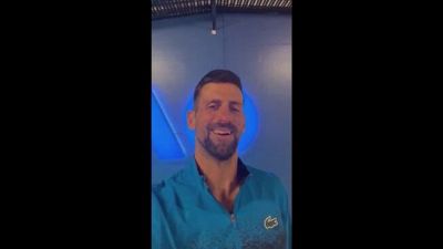 Djokovic rifiuta l'intervista poi spiega: "Commenti offensivi nei miei confronti"