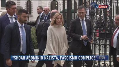 Breaking News delle 21.30 | "Shoah abominio nazista, fascismo complice"