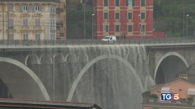La Liguria sott'acqua, allerta al centronord