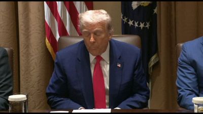 Trump: costo di transizione per i dazi, ma andrà tutto benissimo