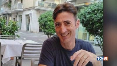 È morto il padre che difese il figlio